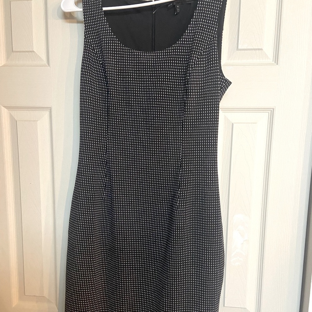 White House black market sheath dress with ruffle. Size 8